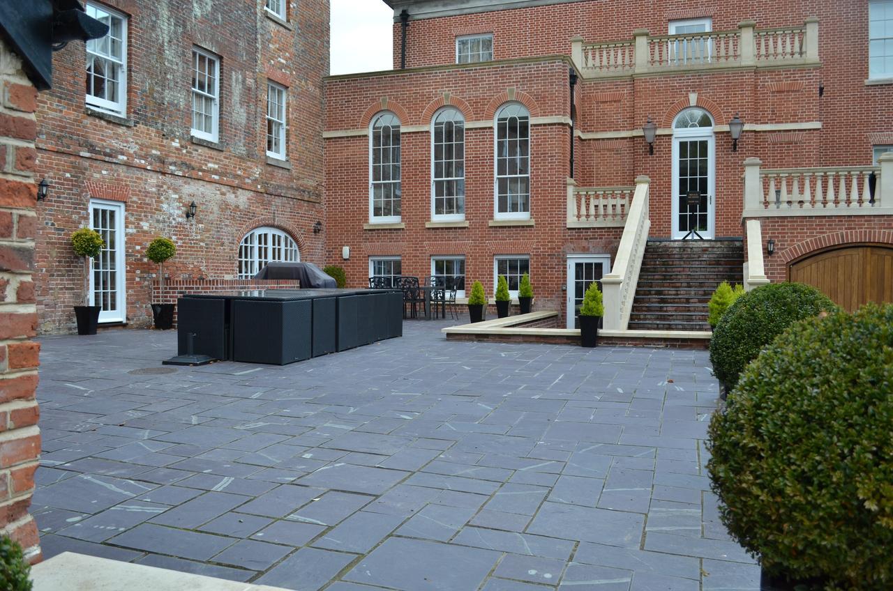 The West Wing At Everleigh Manor Hotel Exterior foto